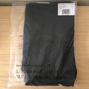 US Rory Luxe Twill Boatneck Top size Medium black